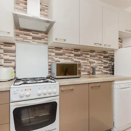 Apartment Spacious Family In By Renters Gdansk