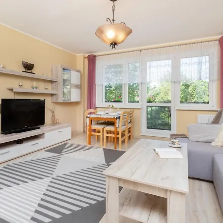 Apartment Spacious Family In By Renters *